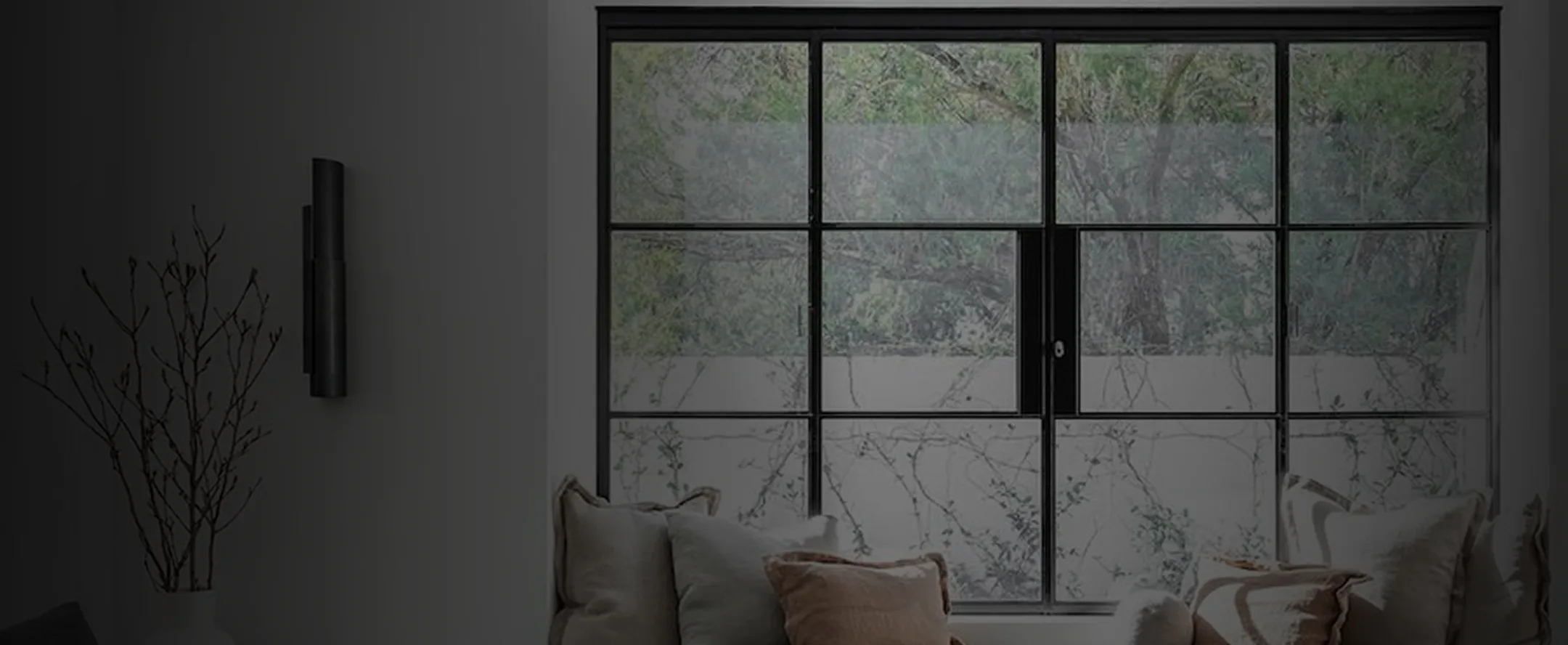 Duraslim Slim Aluminium Casement Windows Hero image Img Product Herosection Winzon